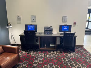 thumbnail: Business center