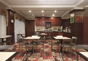 thumbnail: Breakfast area