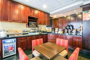 thumbnail: Breakfast area