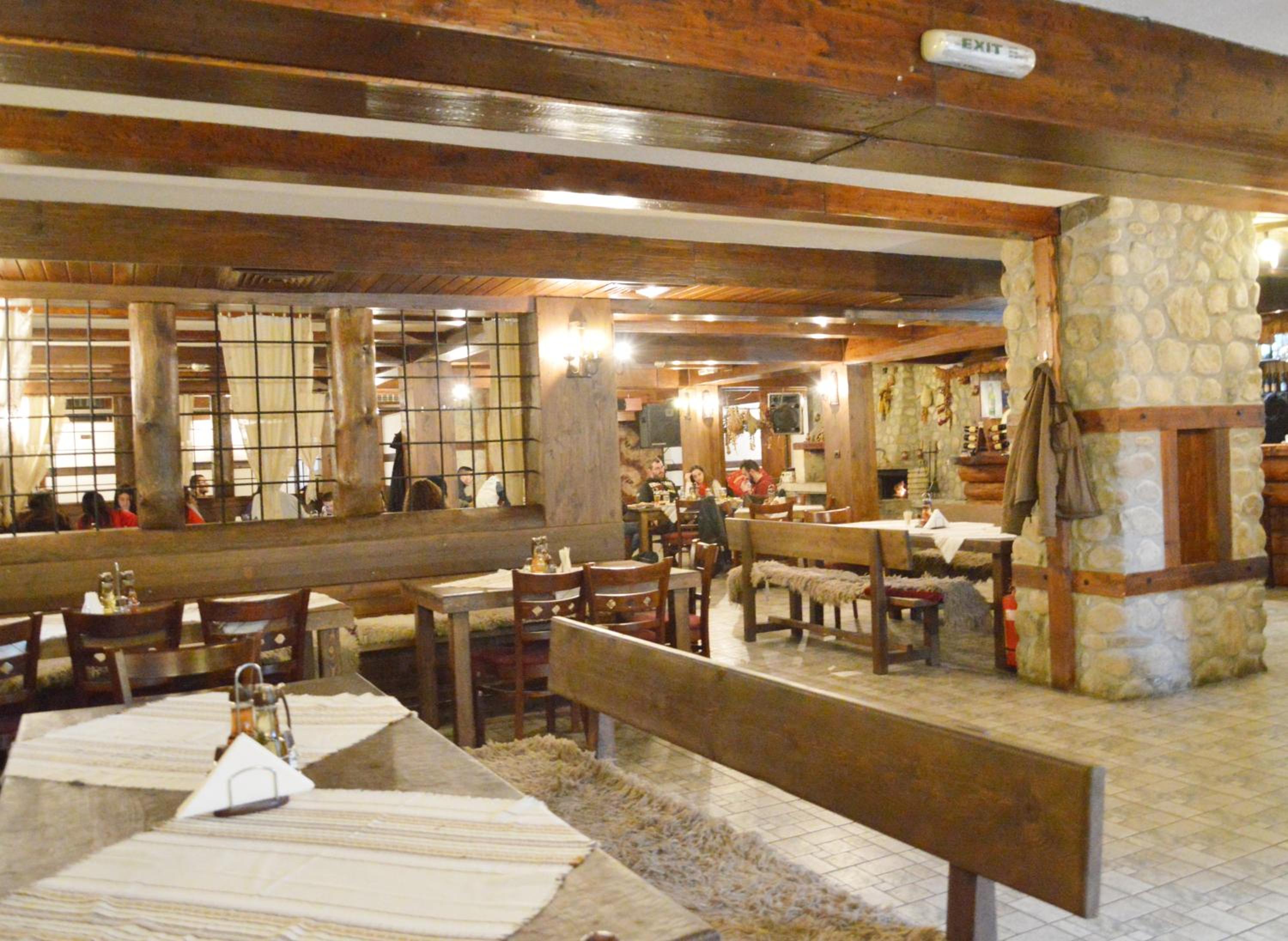 Restaurant-cafeteria