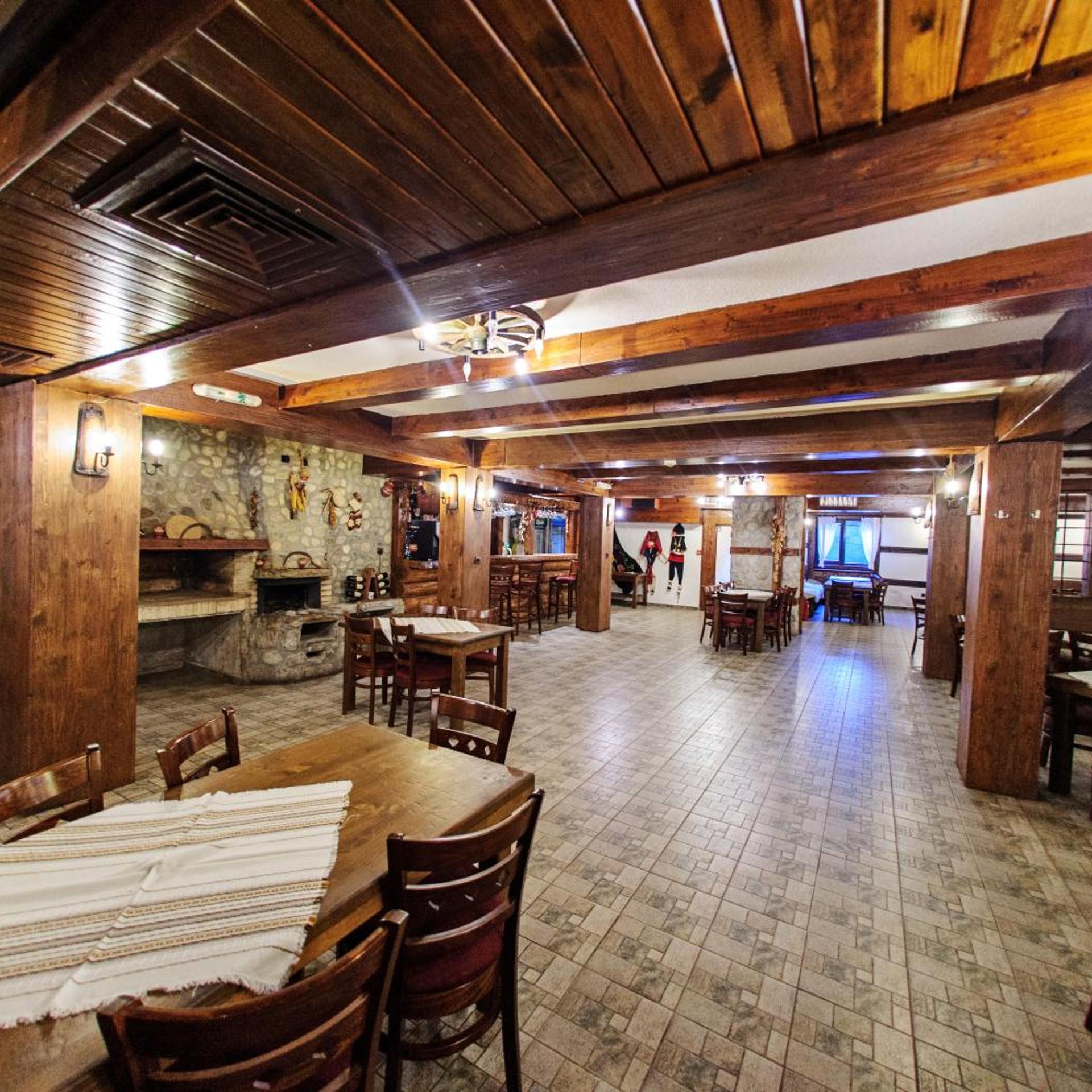 Restaurant-cafeteria