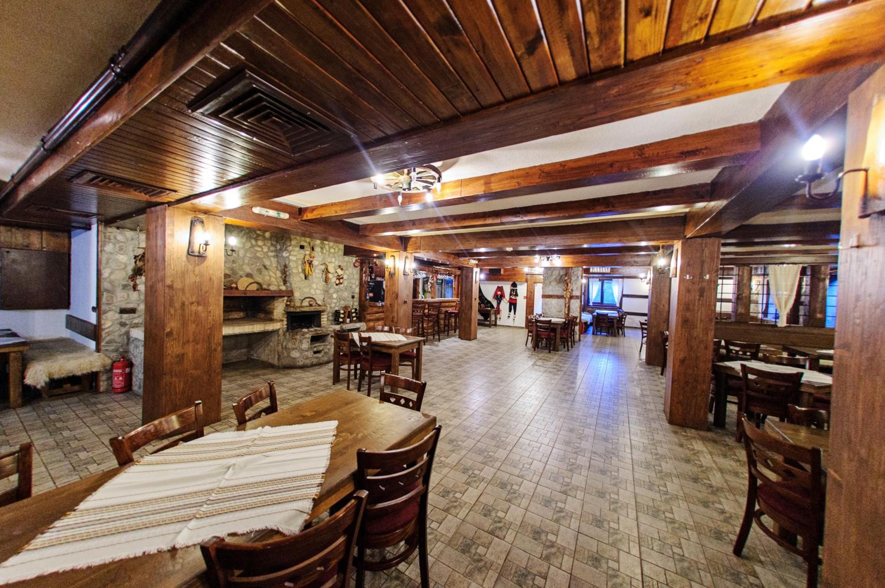 Restaurant-cafeteria