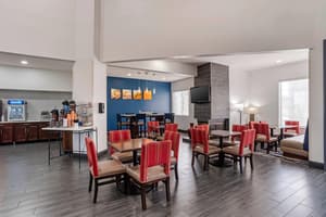 thumbnail: Breakfast area