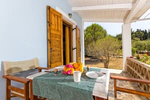 thumbnail: Terrace/patio