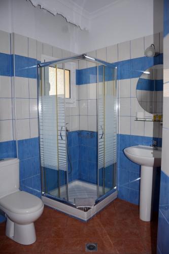 701996036.jpg