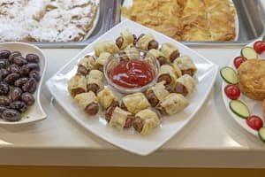 thumbnail: Breakfast buffet