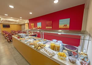 thumbnail: Breakfast area