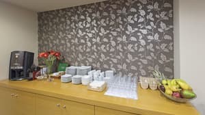 thumbnail: Breakfast area