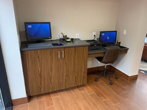 thumbnail: Business center