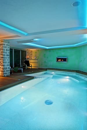 thumbnail: Indoor pool
