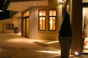 thumbnail: Exterior