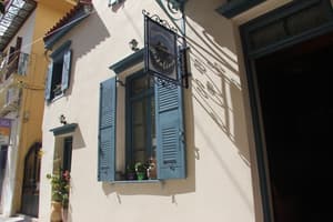 thumbnail: Exterior
