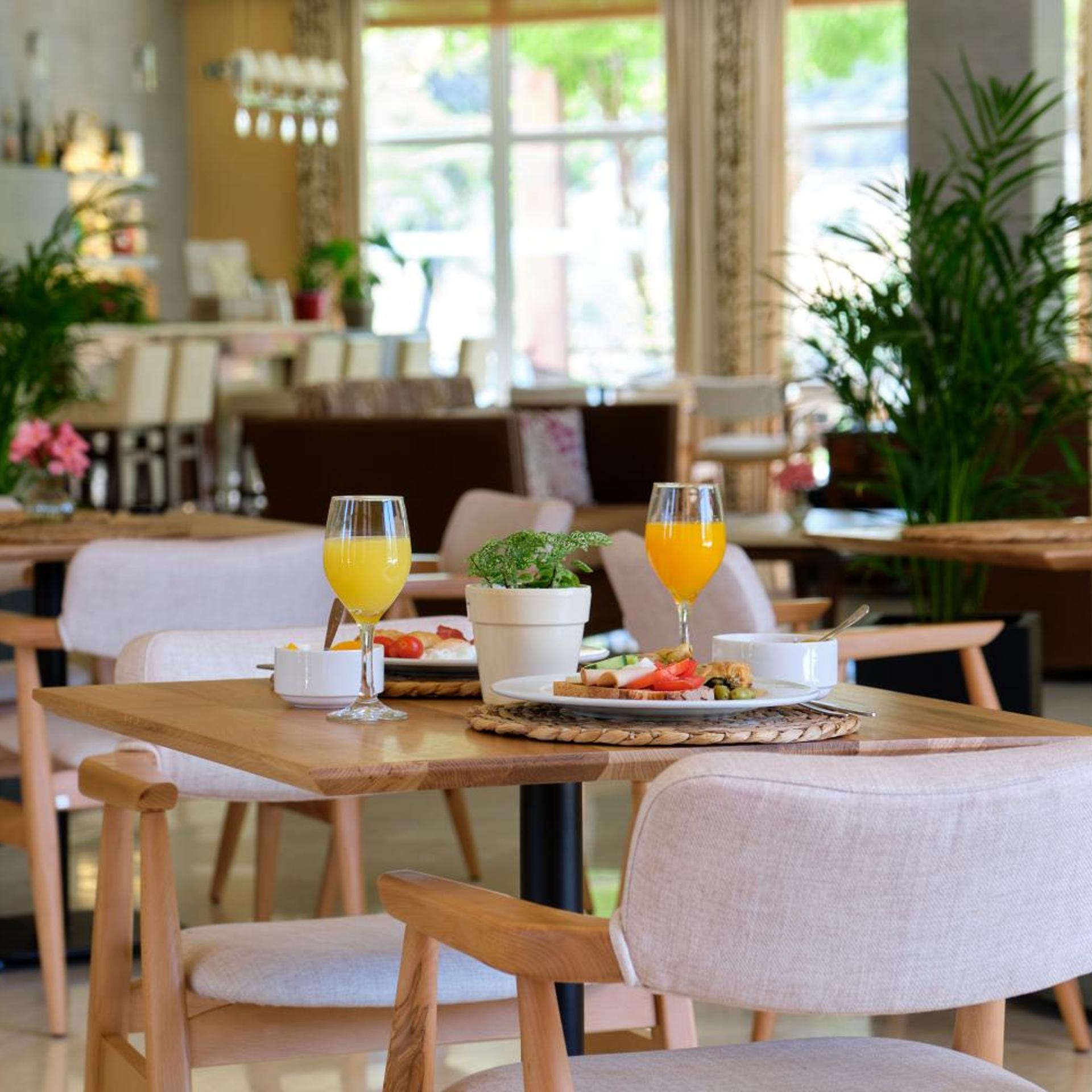 Restaurant-cafeteria