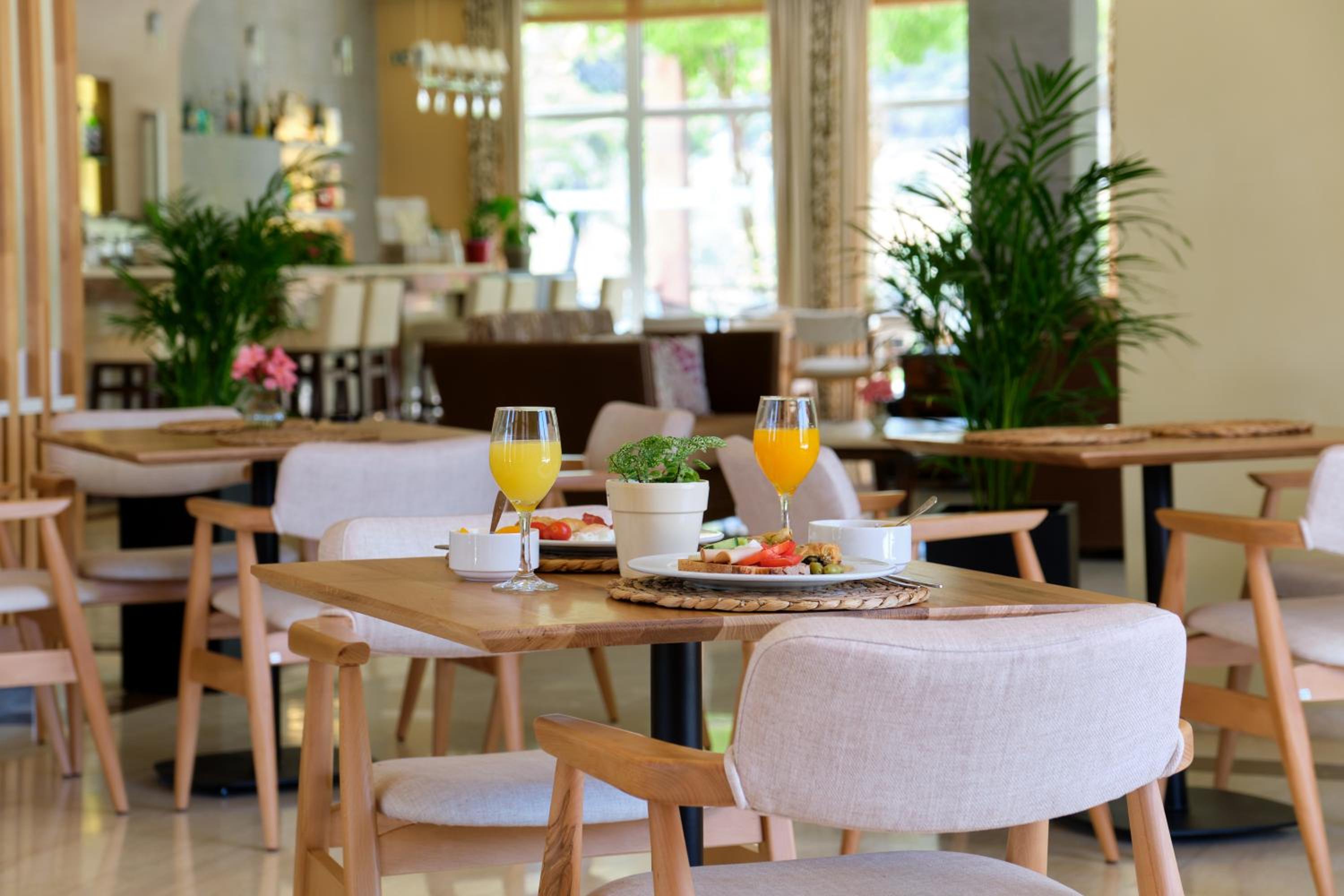 Restaurant-cafeteria