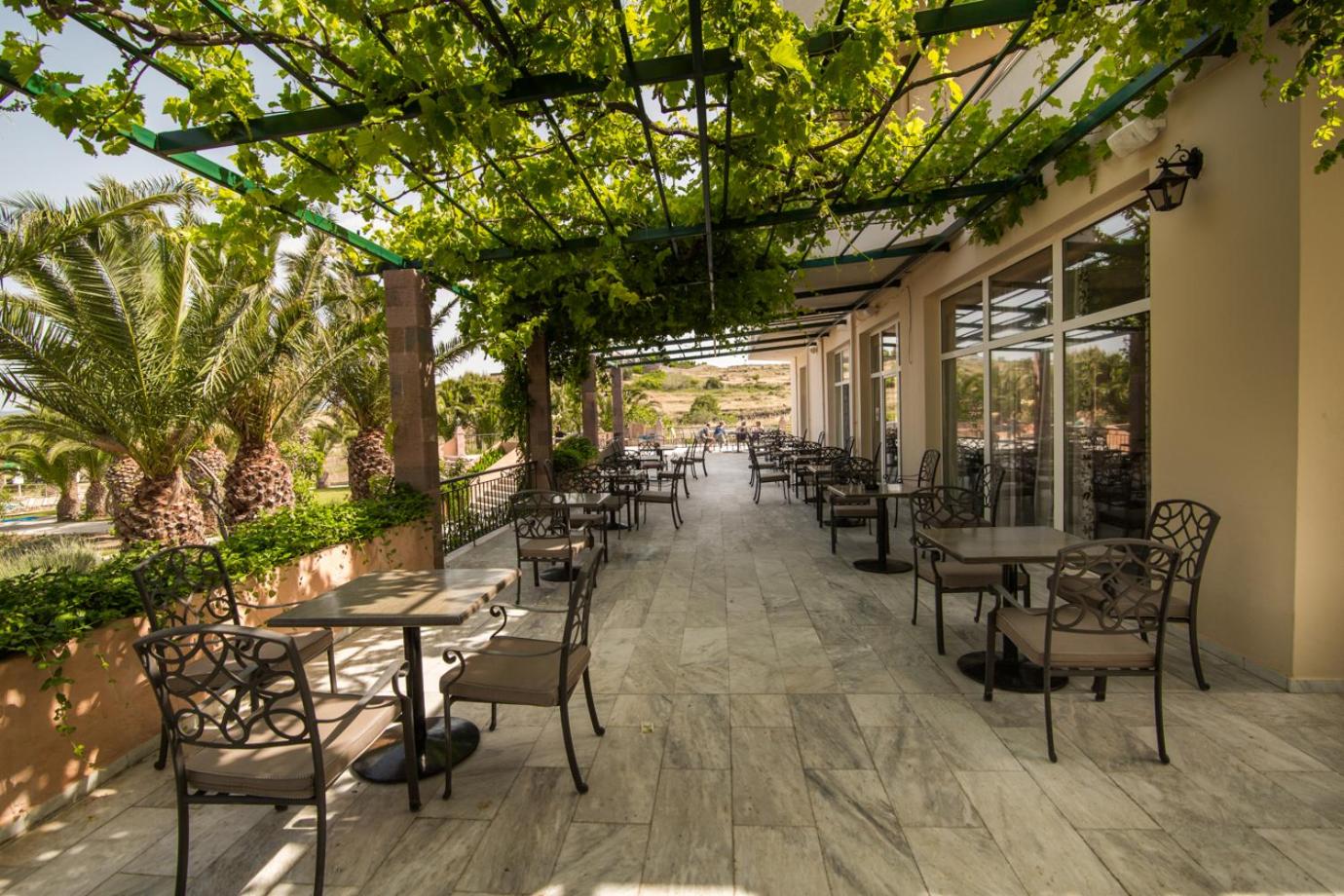 Restaurant-cafeteria