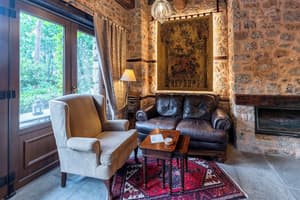 thumbnail: Living area