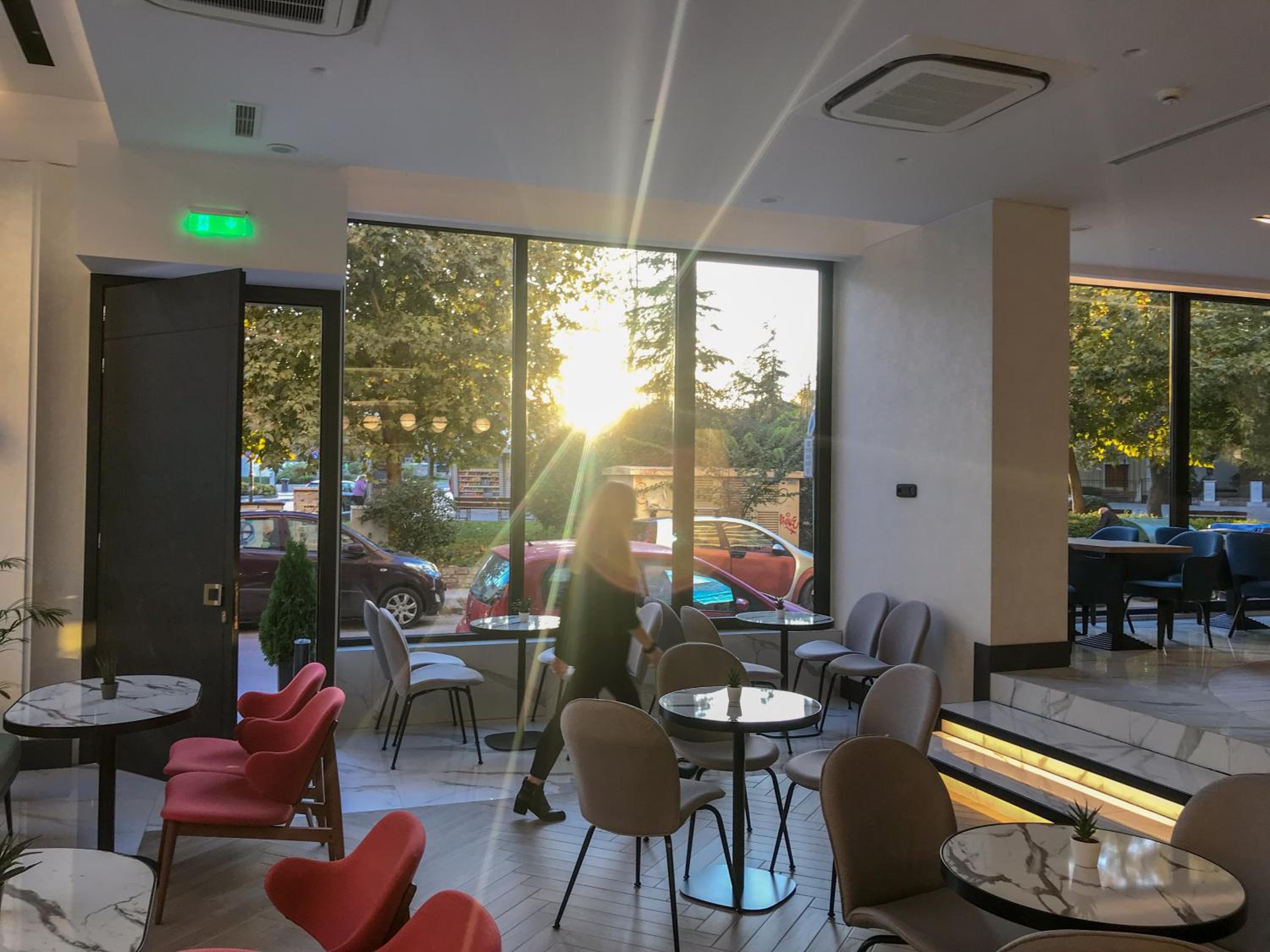 Restaurant-cafeteria