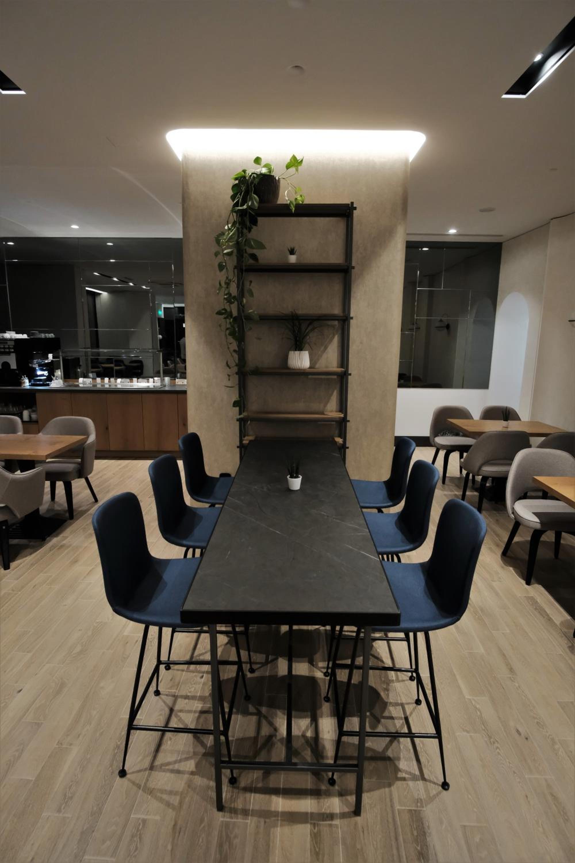 Restaurant-cafeteria