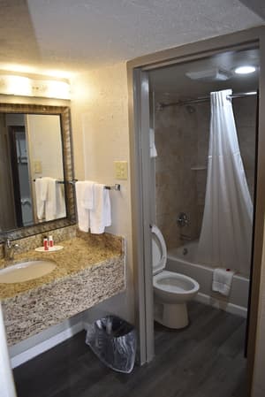thumbnail: Bathroom