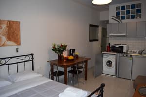 thumbnail: In-room dining