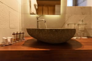 thumbnail: Bathroom sink