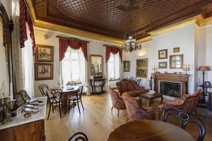 thumbnail: Interior
