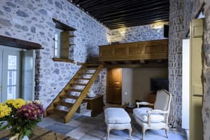 thumbnail: Living area