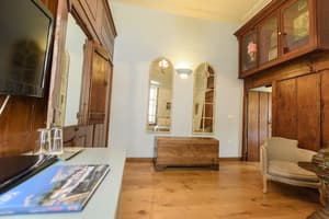 thumbnail: Living area