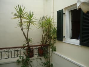 thumbnail: Exterior detail