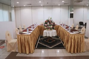 thumbnail: Banquet hall