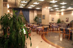 thumbnail: Restaurant