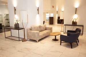 thumbnail: Lobby sitting area