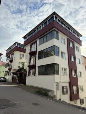 thumbnail: Front of property