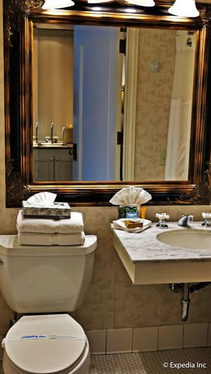 thumbnail: Bathroom