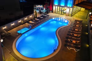 thumbnail: Pool