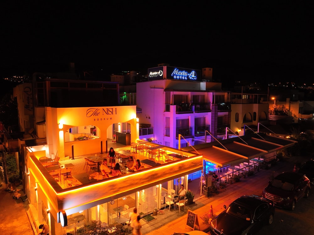 Front of property - evening/night