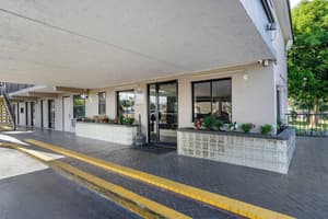 thumbnail: Exterior