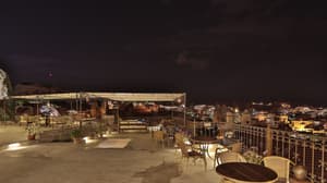 thumbnail: Breakfast area