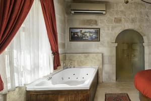 thumbnail: Jetted tub