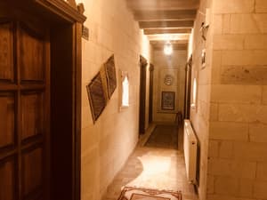 thumbnail: Hallway