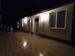 thumbnail: Exterior