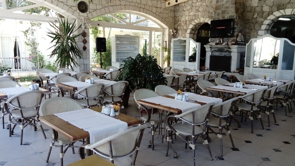 Restaurant-cafeteria