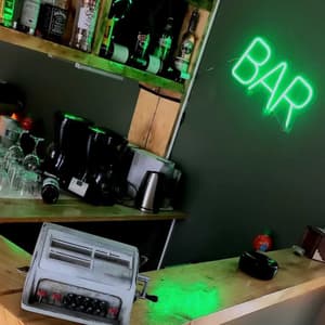 thumbnail: Bar (on property)