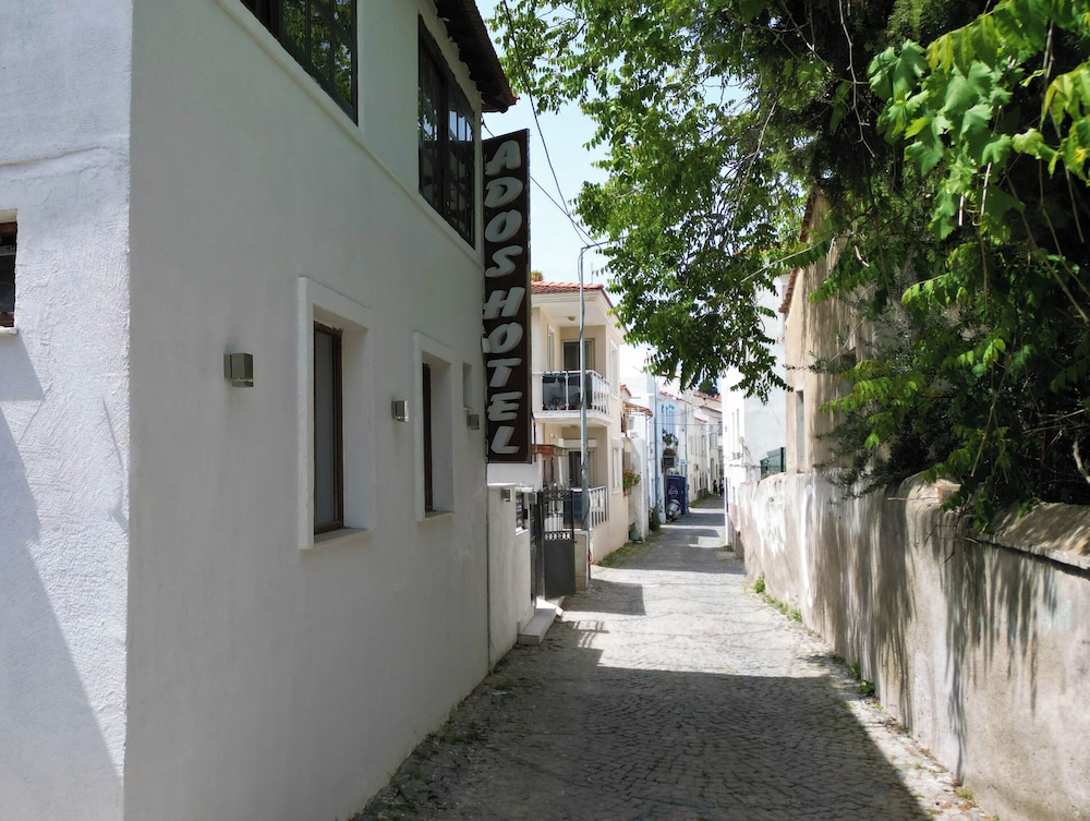 Primary image