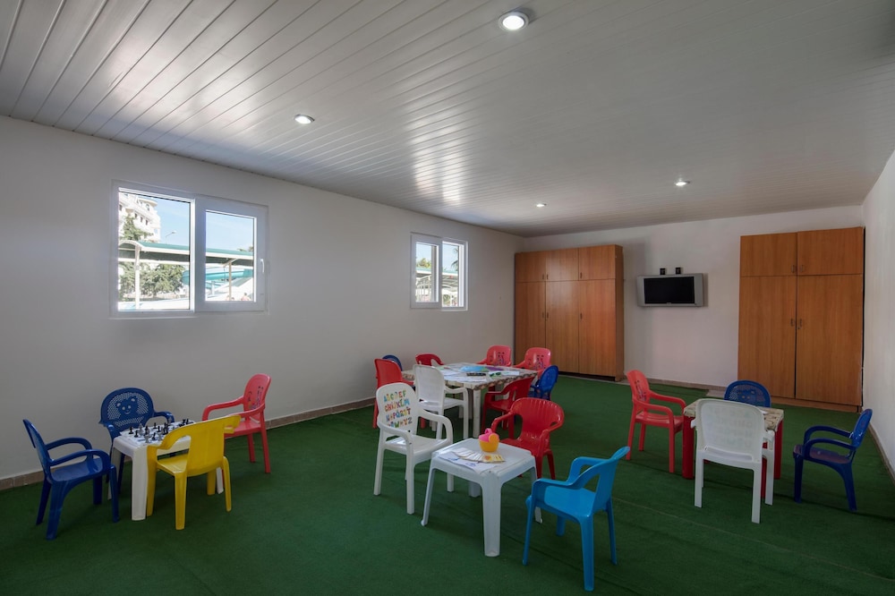 Children's play area - indoor