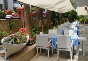 thumbnail: Restaurant