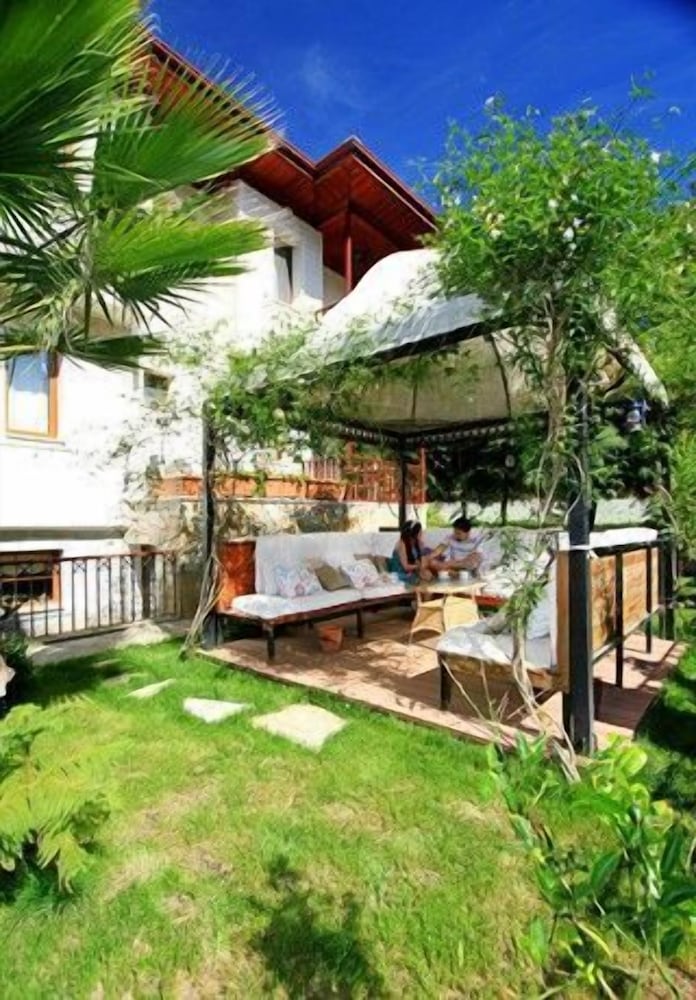 Gazebo