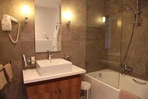 thumbnail: Bathroom