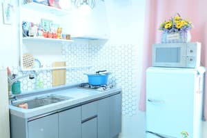 thumbnail: In-room dining