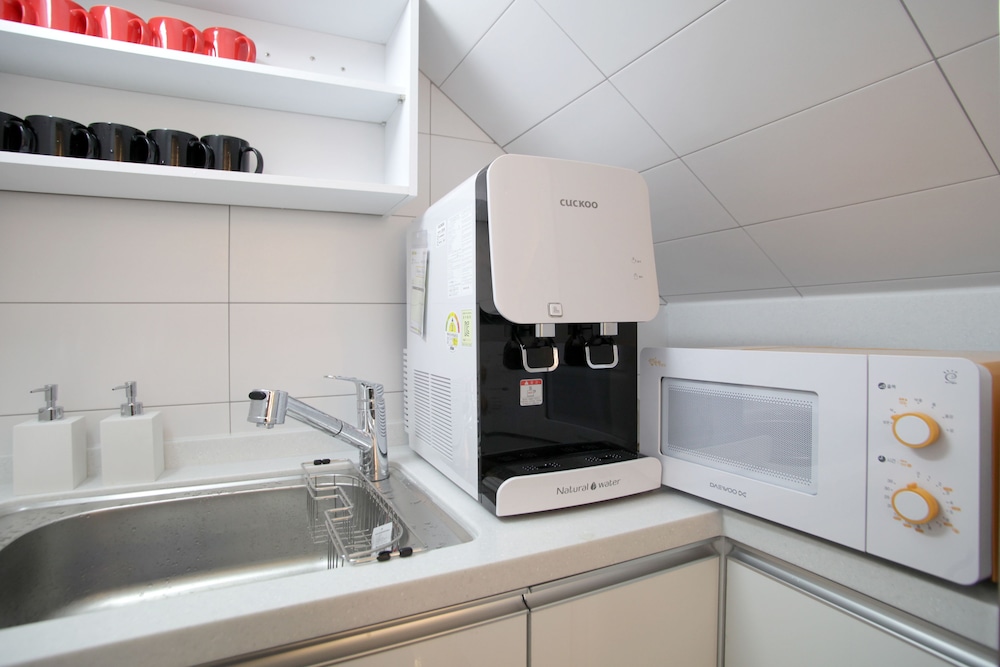 Private kitchenette